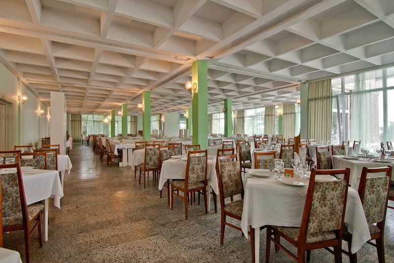 Carmen Azzuro Hotel Saturn Buitenkant foto